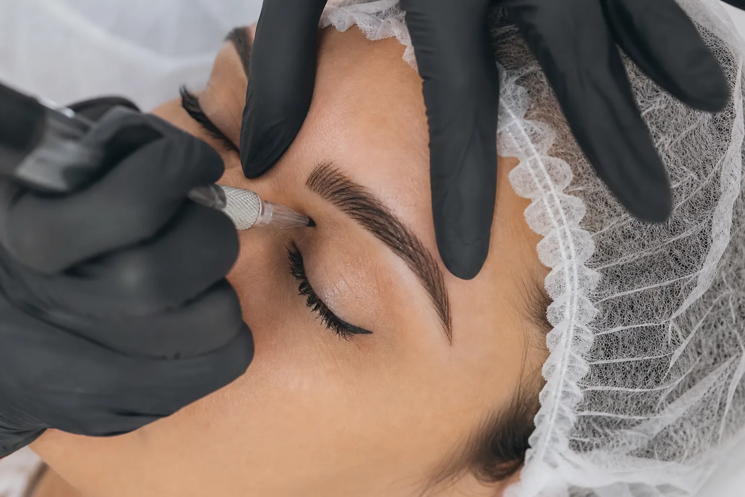 Micropigmentação de Sobrancelha – Flow Brows